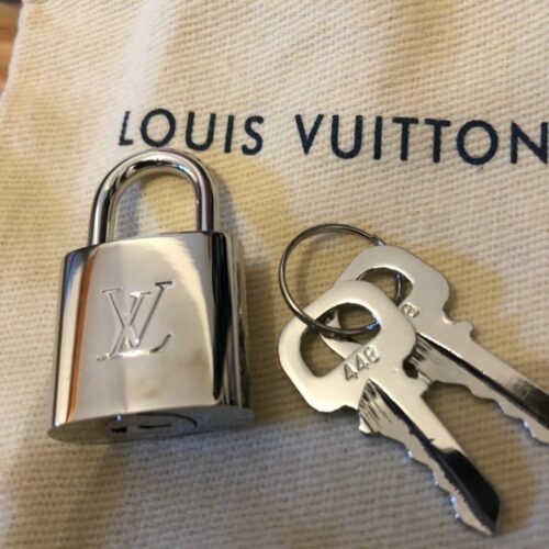 Louis Vuitton Schloss Silber